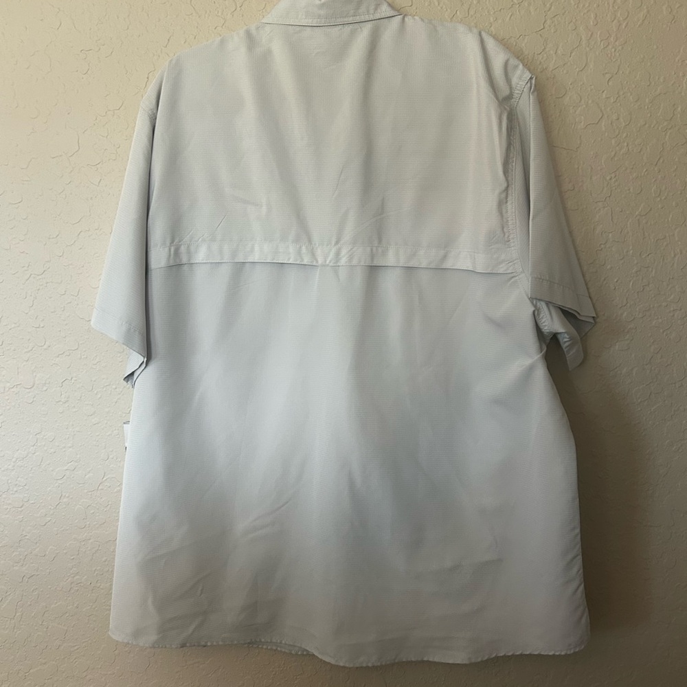Coleman Men's Light Gray Casual Button-Down Shirt - Picture 2 of 7